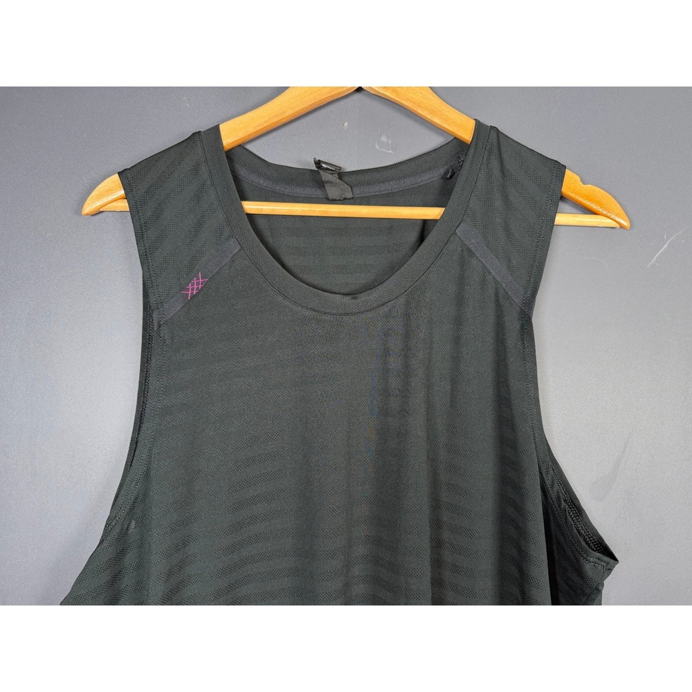 Rhone Mens Large Black Reign Performance Tank Top Mesh Stripe Training Shirt